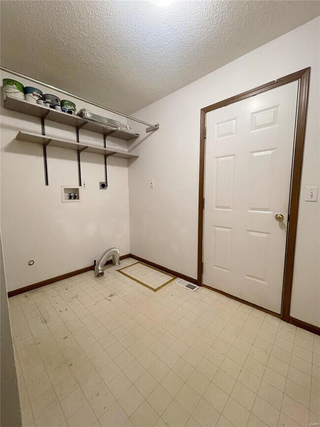 Building Photo - 1433 Bristlecone Dr
