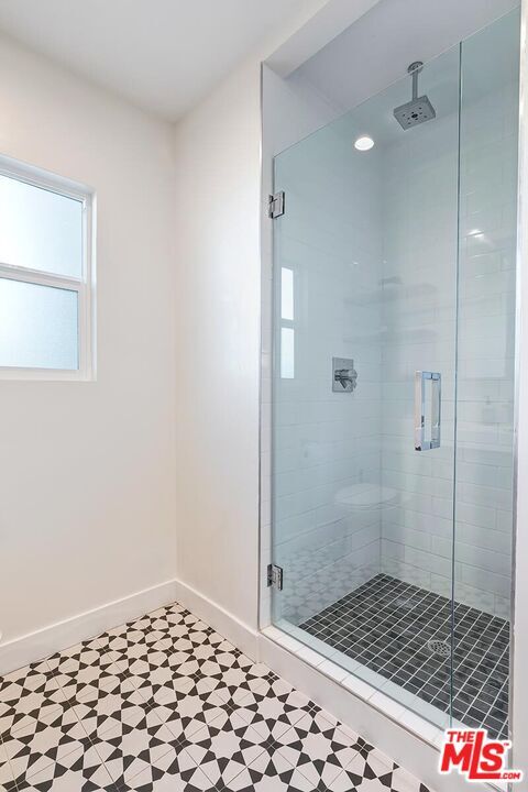 Building Photo - 3350 Coy Dr