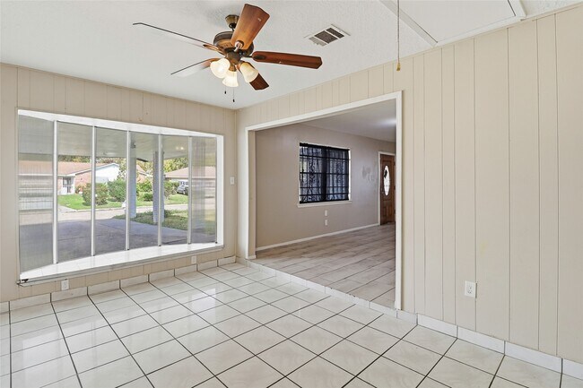 Building Photo - 6226 Antha St