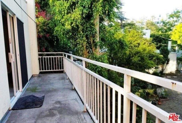 Building Photo - 10366 Eastborne Ave