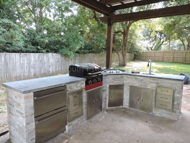 Building Photo - 4221 Essex Terrace Cir
