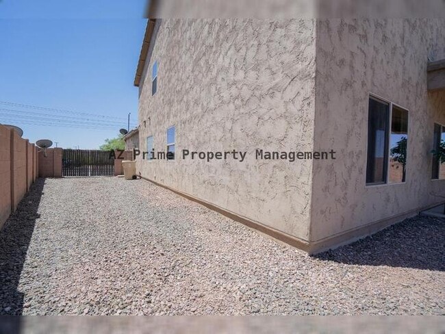 Building Photo - 30268 W Sheila Ln