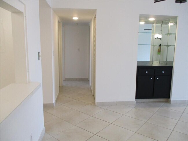 Building Photo - 9233 SW 8th St