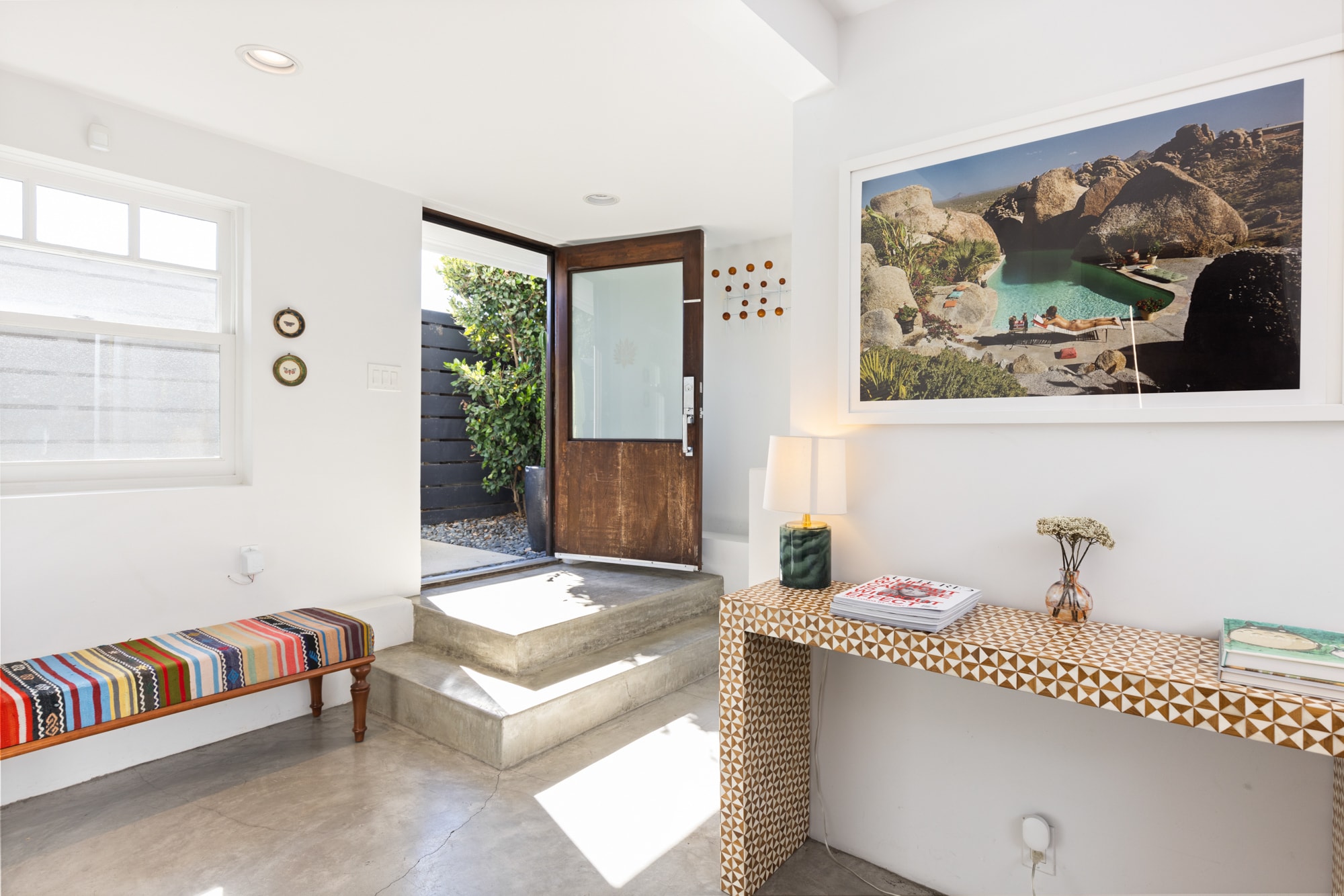 Building Photo - 241 Windward Ave