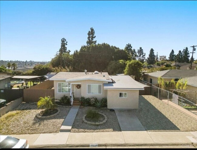 Primary Photo - 2 Bed | 1 Bath | Washer & Dryer Included -...