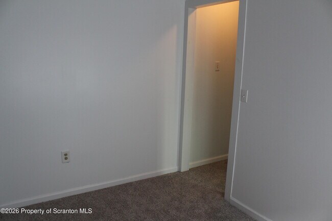 Building Photo - 1346 Madison Ave