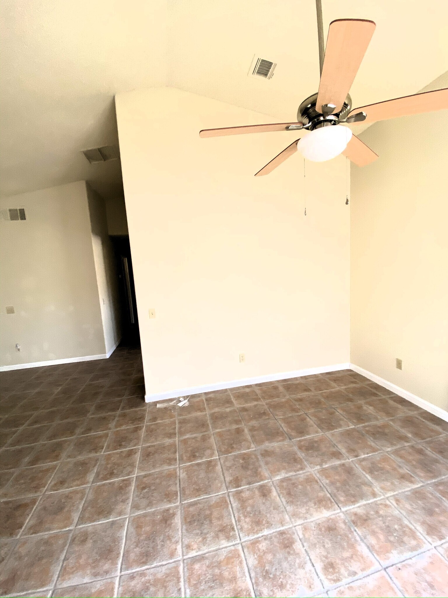 Building Photo - 5785 Hall Ln