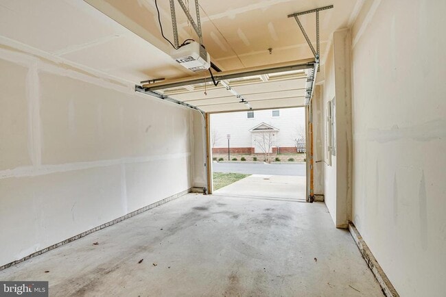 Building Photo - 7543 Crowley St