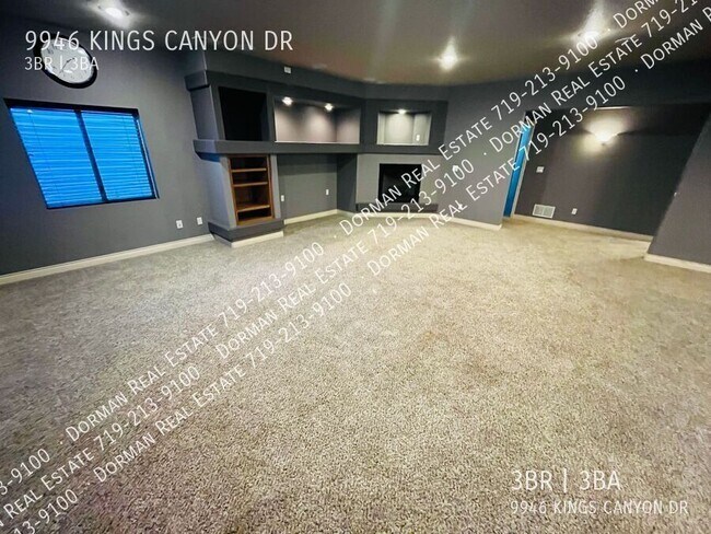 Building Photo - 9946 Kings Canyon Dr