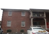 Building Photo - 107 Carriage House Dr