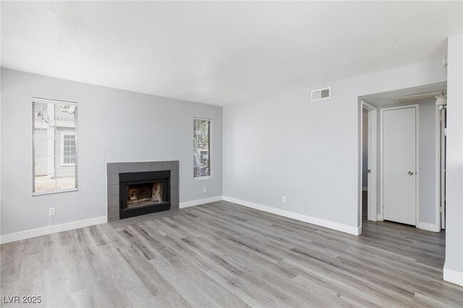 Building Photo - 4170 E Tonopah Ave