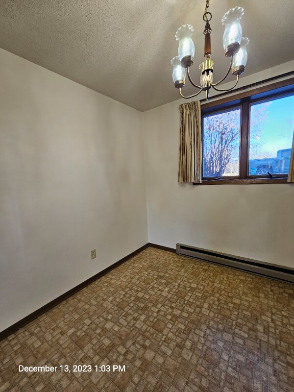 Building Photo - 190 Sawmill Ln