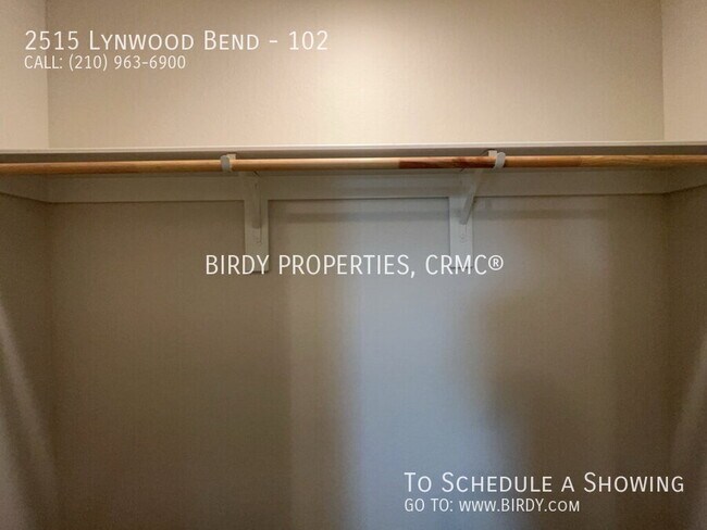 Building Photo - 2515 Lynwood Bnd