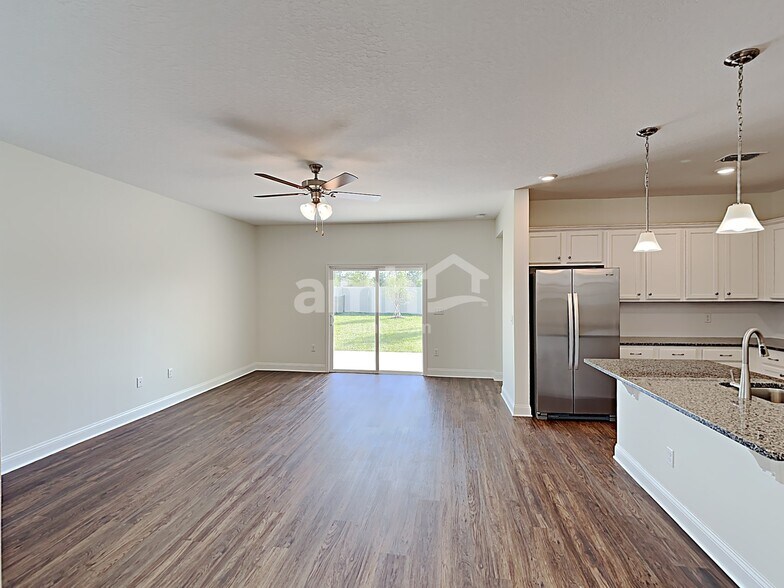 Building Photo - 46 Carlitos Way