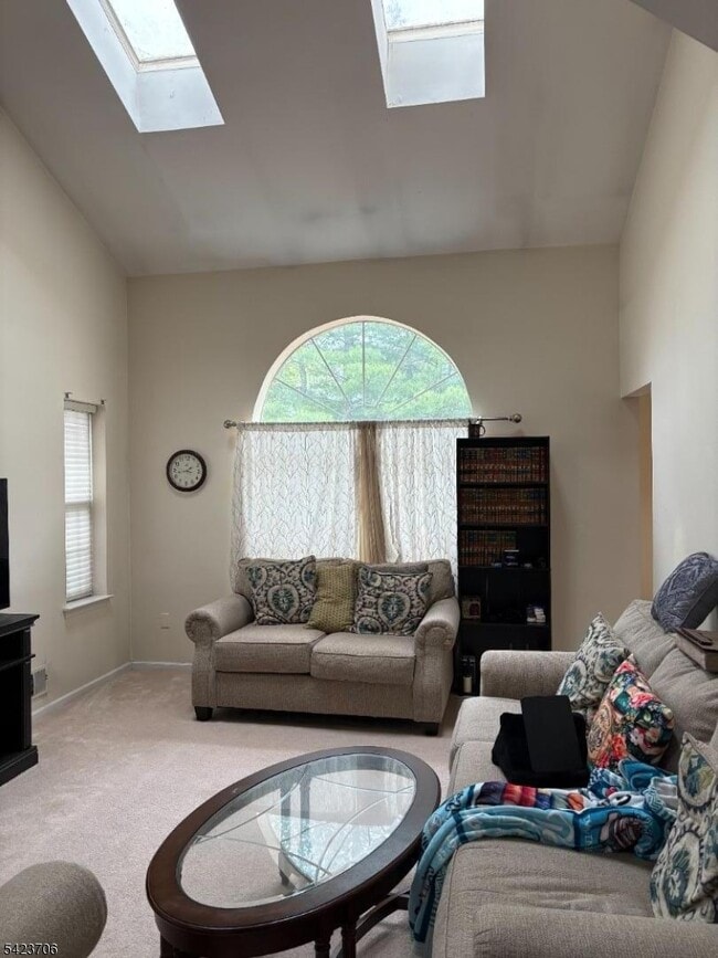 Building Photo - 14 Watchung Trail