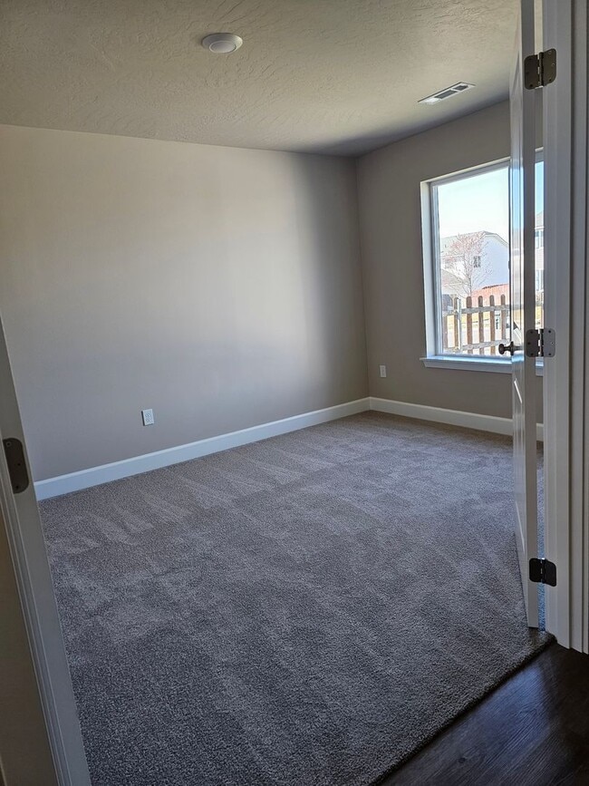 Building Photo - New Construction 3 bed 2 bath Single Story