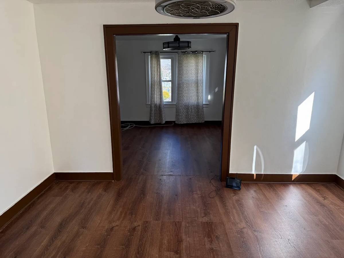 Building Photo - 136 Morton Ave