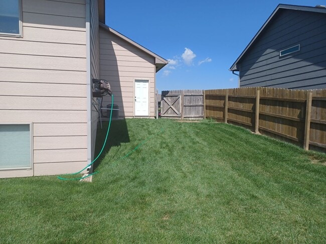 Building Photo - Must-see 4 bedrooms, 3 bath home in Harves...