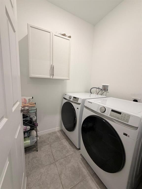 Building Photo - 2289 Treasure Hill St