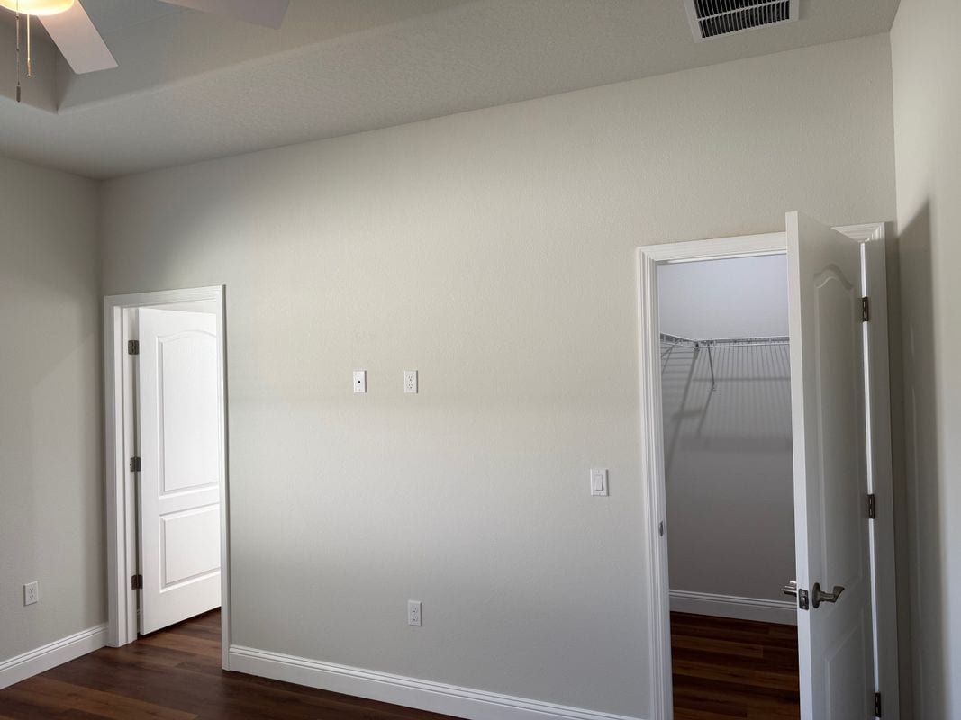 Building Photo - 9 Ullemay Ct