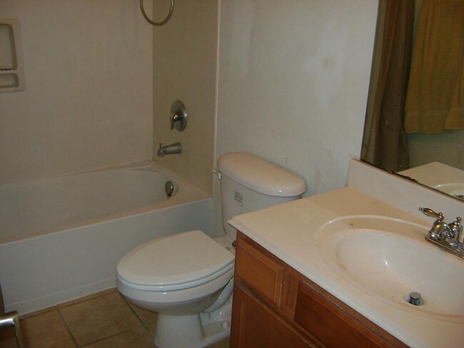 Building Photo - 14023 Concord Meadow Ln