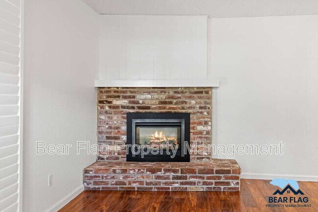 Building Photo - 7919 Ridgemont Dr