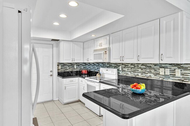 Building Photo - 376 NW 42nd St