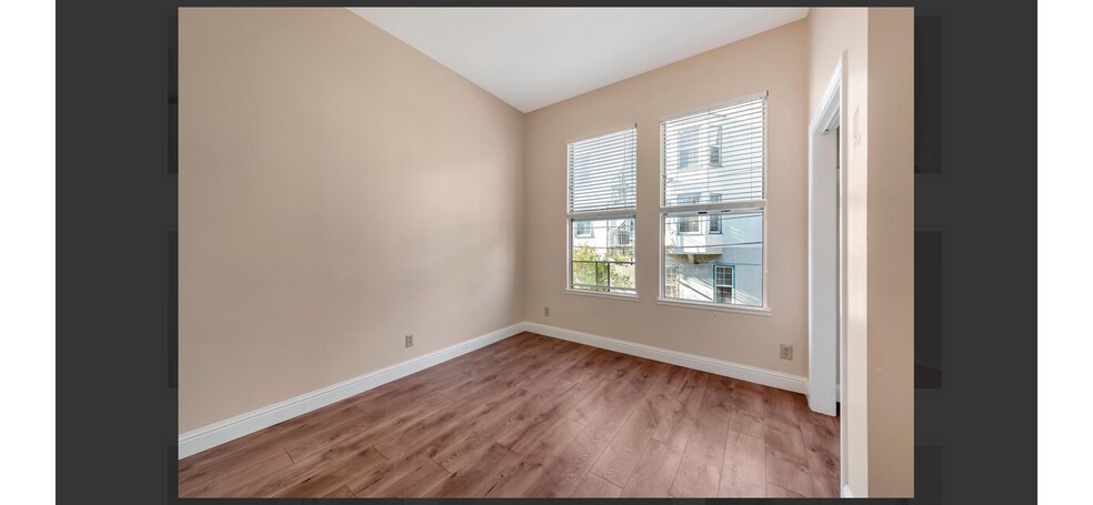 Building Photo - 89 Elgin Park