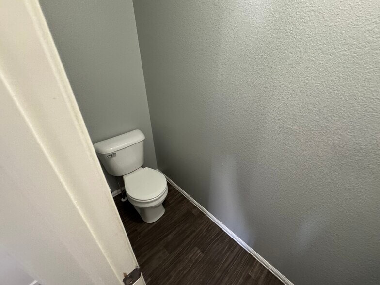 Building Photo - 4738 Painted Sky Vw