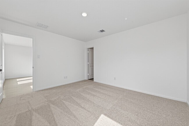 Building Photo - 6274 Alder Crk Dr