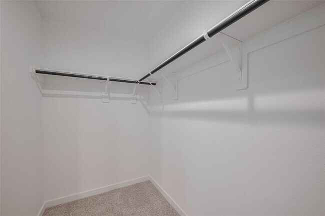 Building Photo - 3113 Crown Gate Dr