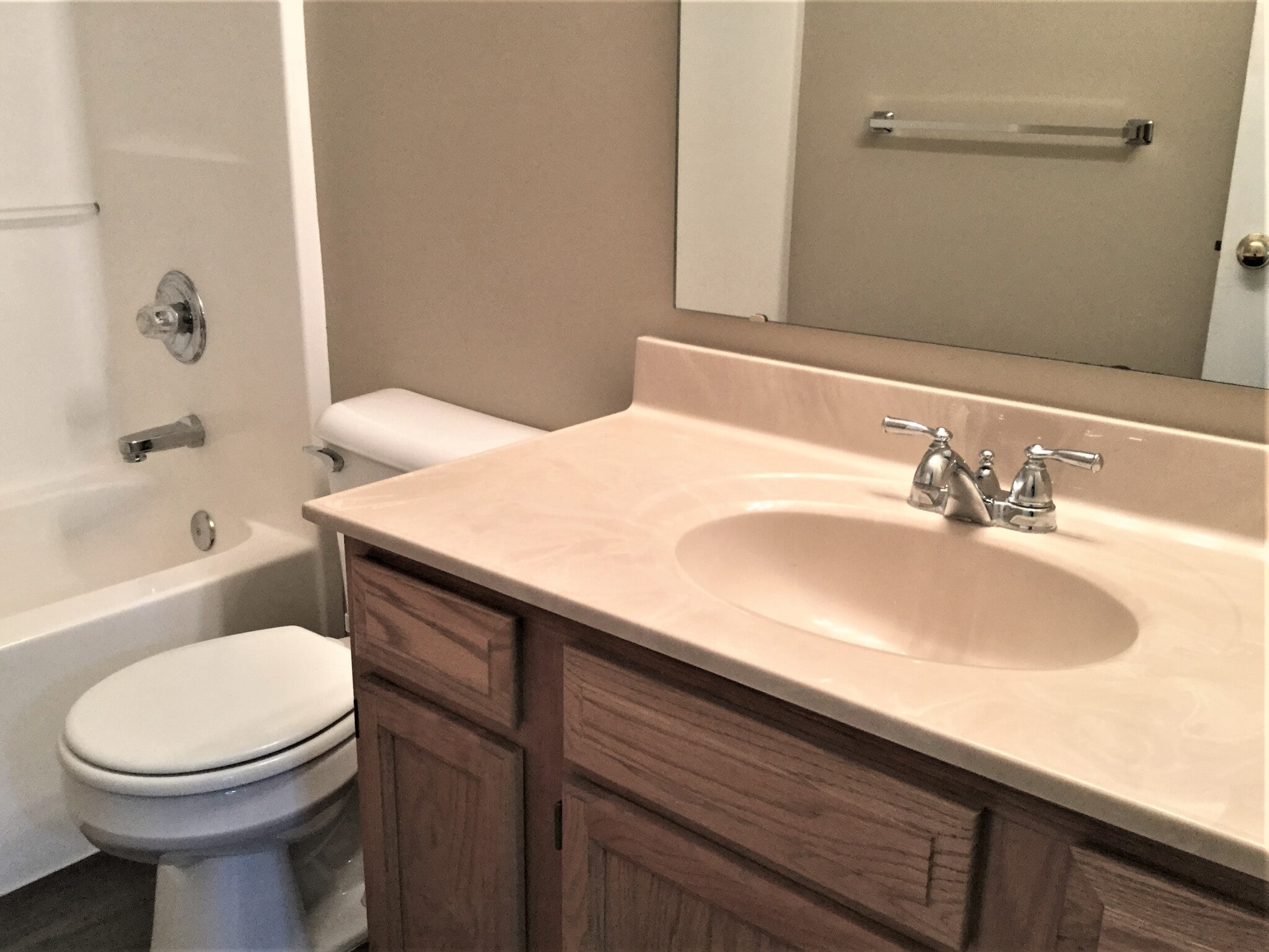 Building Photo - 6560 Black Forest Ct