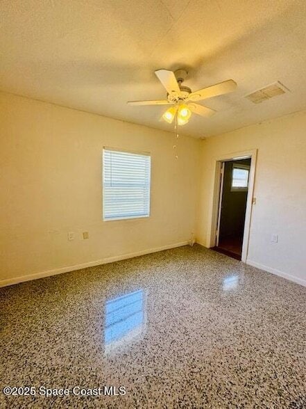 Building Photo - 106 Sunrise Ave