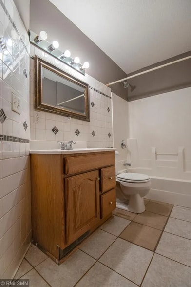 Bathroom - 309 Aurora Ave