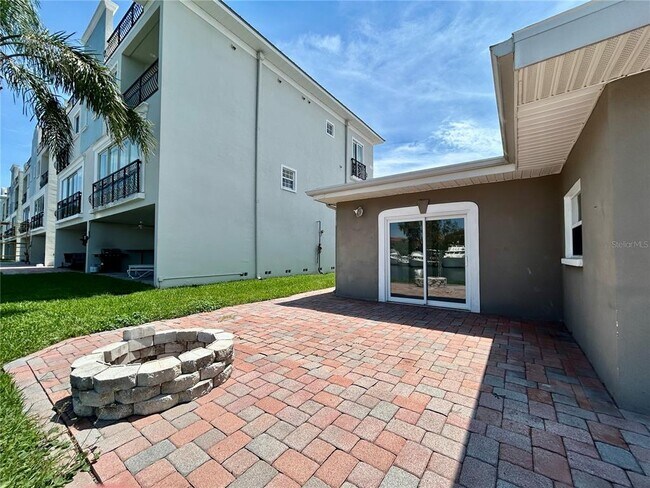 Building Photo - 148 174th Terrace E