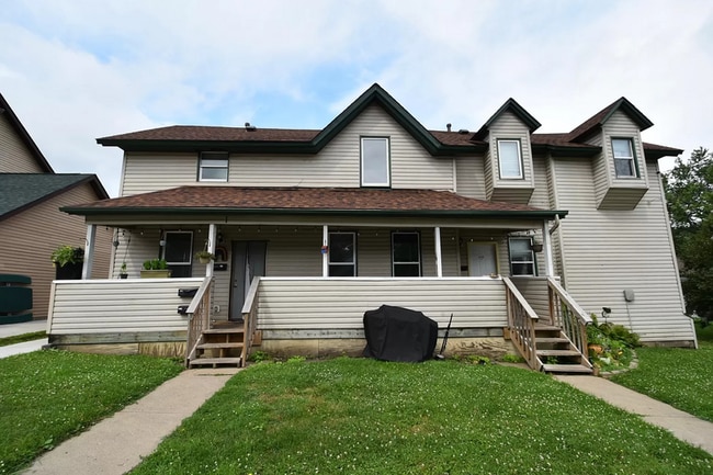 Building Photo - 614 Centennial St