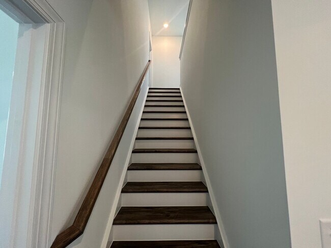 Building Photo - 1577 Goldfinch Perch Ln