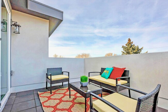 Third Floor Rooftop Deck - 2924 S Delaware St