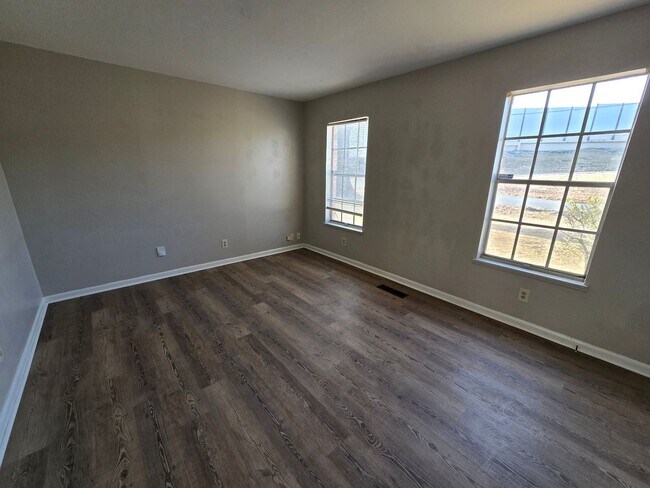 Building Photo - 6408 Bluebird Drive