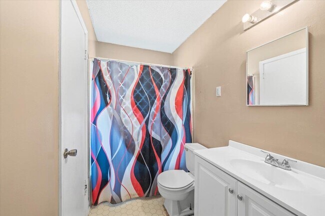 Building Photo - 734 Archie Dr