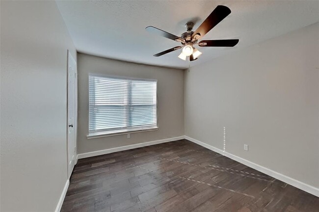 Building Photo - 7103 Kirkglade Ct