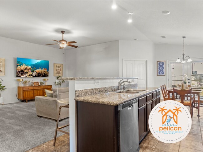 Building Photo - Amazing rental home in Pace, Florida