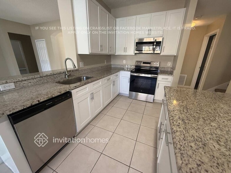 Building Photo - 643 Bridgeway Blvd