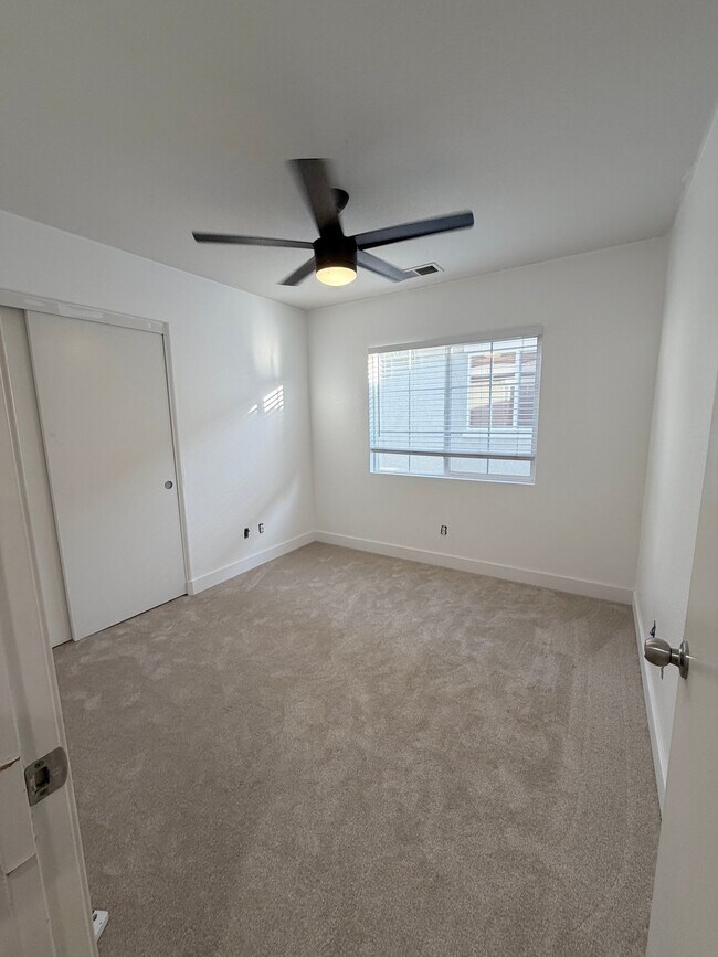 Building Photo - 1431 Trouville Ln