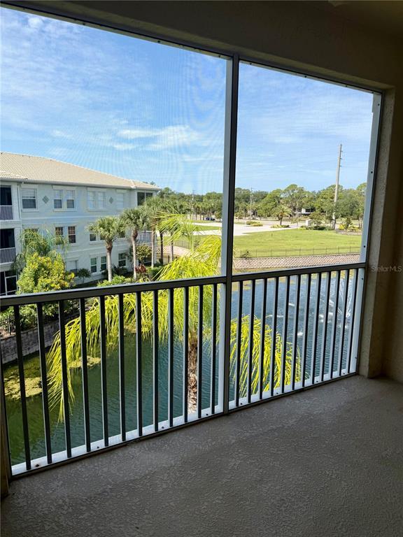Building Photo - 600 Gardens Edge Dr