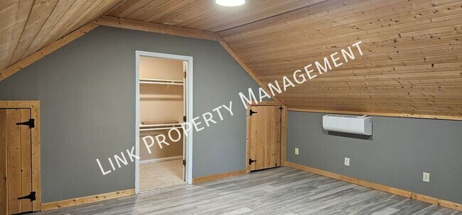 Building Photo - 7701 Elizabeth Way Dr