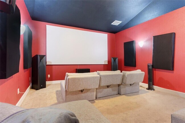 Building Photo - 228 Lockhart Lp