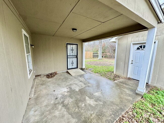 Building Photo - 7312 Countryside Road