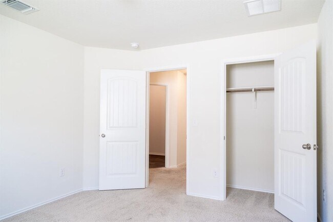 Building Photo - 15225 Harkness Pass