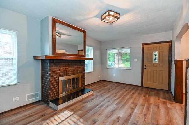Building Photo - 1510 Nobles Ln
